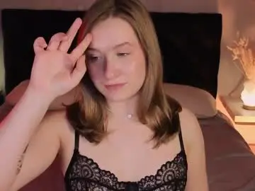 Chaturbate Live Sex Cam of saint_trisha