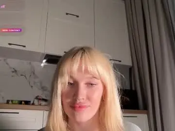 Chaturbate Sex Cam of golden_alinee