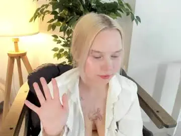 Chaturbate Live Porn of shy_nikka_4you