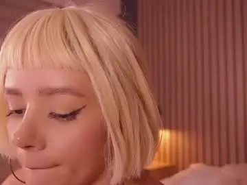 Chaturbate Live Sex of bella_adams_