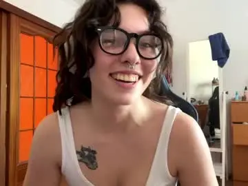 Chaturbate Adult Webcams of faintpeach