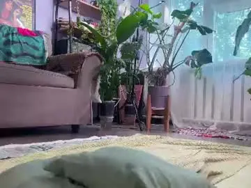 Chaturbate Live Sex Cam of sasha_moormeoow