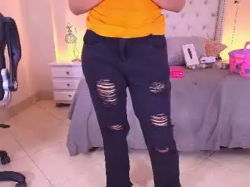 Chaturbate Free Porn Cam of elizabeth_santos1