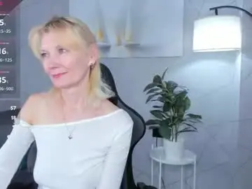Chaturbate Private Sex Chat of julie_lucasss