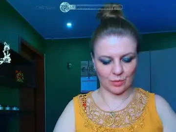 Chaturbate Live Sex Cam of veronikawgold