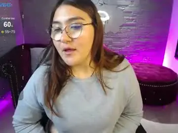 Chaturbate Best live sex cam show of diamondfox_m