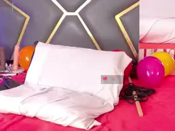 Chaturbate Watch Live Sex Cams of scarletthott1