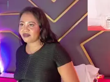 Chaturbate Adult Webcams of scarletthott1