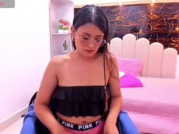 Chaturbate Live Sex Cam of sophie_pink78
