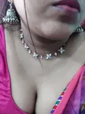 Dscgirls Live Sex Cam of Hotty-Simran 