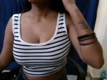 Dscgirls Nude Webcam of Chulbuli25