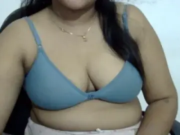 Dscgirls Nude Webcam of Sweety_Hot