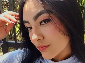 Imlive Sex Chat of RoxxySweett