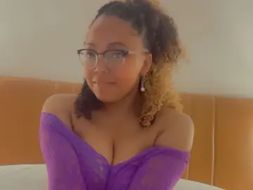 Imlive Sex Chat of GiveCaramelKiss