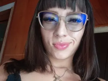 Imlive Free Live Porn of Axia6Catherine9
