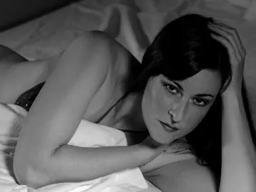 Imlive Free Live Porn of MsGennyRock
