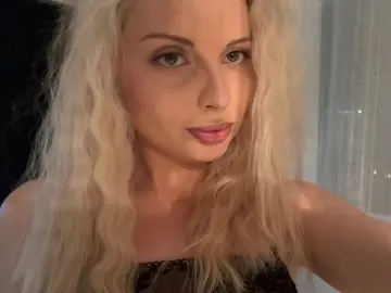 Imlive Adult Webcams of liluna