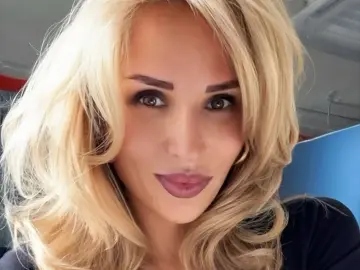 Imlive Adult Webcam of Yours_Mistake