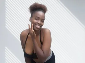 Imlive Live Sex Cam of SexybaddieONE