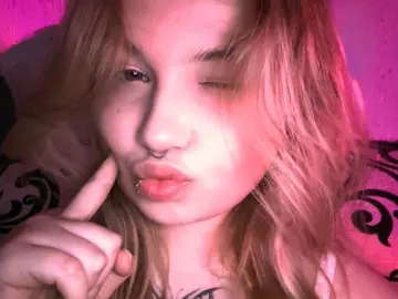 Livejasmin Free Live Porn of LucileSharples