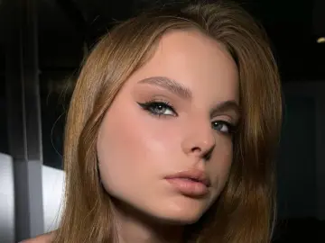 Livejasmin Live Sex Cam of DoraWilliams