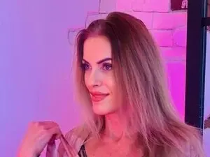 Myfreecams Free Live Porn of NaomiAmora