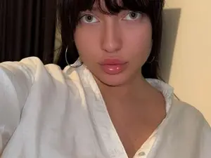 Myfreecams Free Live Porn of yourbustygirl