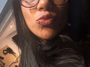 Myfreecams Live Sex Cam of Fergie_21