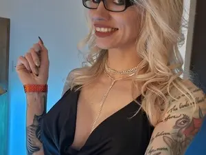 Myfreecams Sex Cam of NatalieBinx