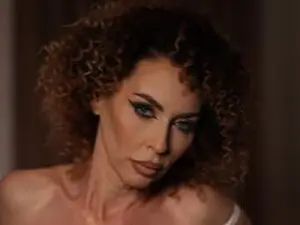 Myfreecams Sex Chat of Foxxy_MILF