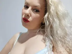 Myfreecams Nude Webcam of ADELAIS