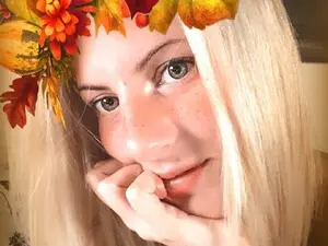 Myfreecams Best live sex cam show of Helena_