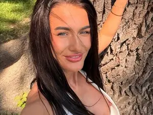 Myfreecams Live Sex of SheIsIris
