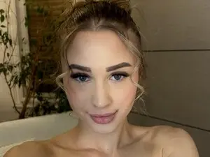 Myfreecams Sex Chat of BunnyHeat