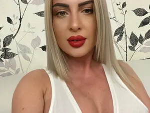 Myfreecams Best Webcam of Love_wet_rain