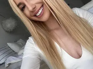 Myfreecams Sex Chat of BelleBlondy