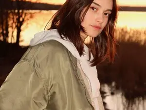 Myfreecams Watch Live Sex Cams of Monica_Law