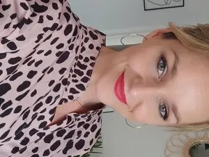 Myfreecams Live Sex of Alicia_Live