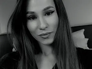 Myfreecams Sex Chat of ShySaraa