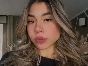 Myfreecams Adult Webcams of Rachellcriss_
