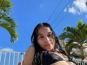 Myfreecams Watch Live Sex Cams of Camilavill