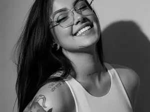 Myfreecams Sex Chat of Isa_Maiden