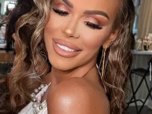 Myfreecams Watch Live Sex Cams of D_y_y