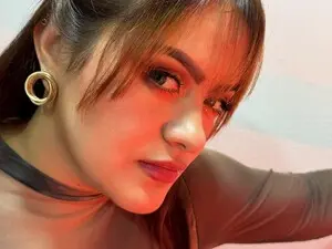Myfreecams Free Porn Cam of MiaJhonson