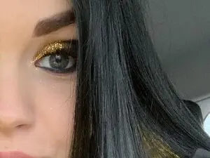 Myfreecams Free Porn Cam of GoddessLove