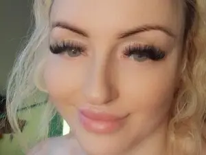 Myfreecams Nude Webcam of NADINNNE