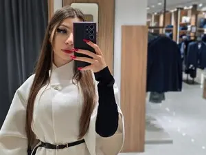 Myfreecams Live Sex of Ellamilano9