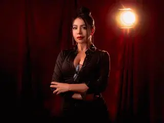 Streamate Free Live Porn of Helen_Hardd