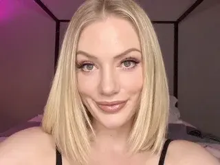 Streamate Free Live Porn of QuinnHart