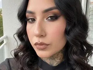 Streamate Watch Live Sex Cams of HeraM